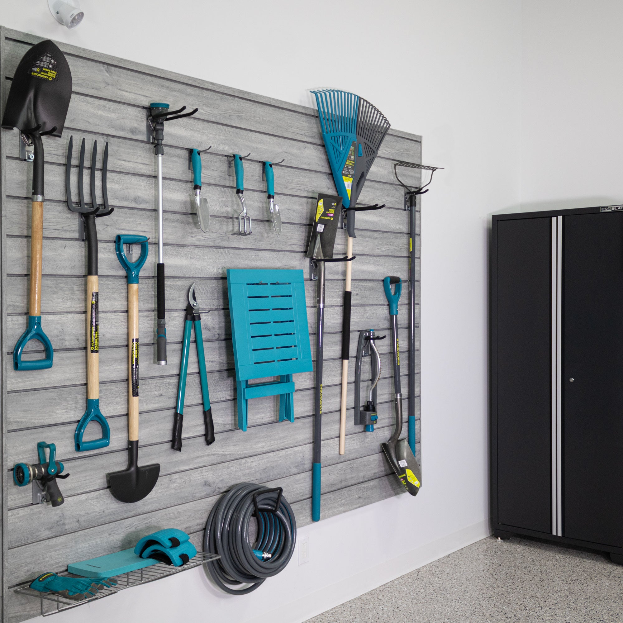 PROCORE PLUS Gray Wood Slatwall Ultimate Bundle
